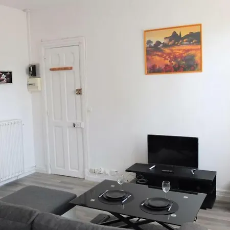 Studio Au Pied De La Gare *